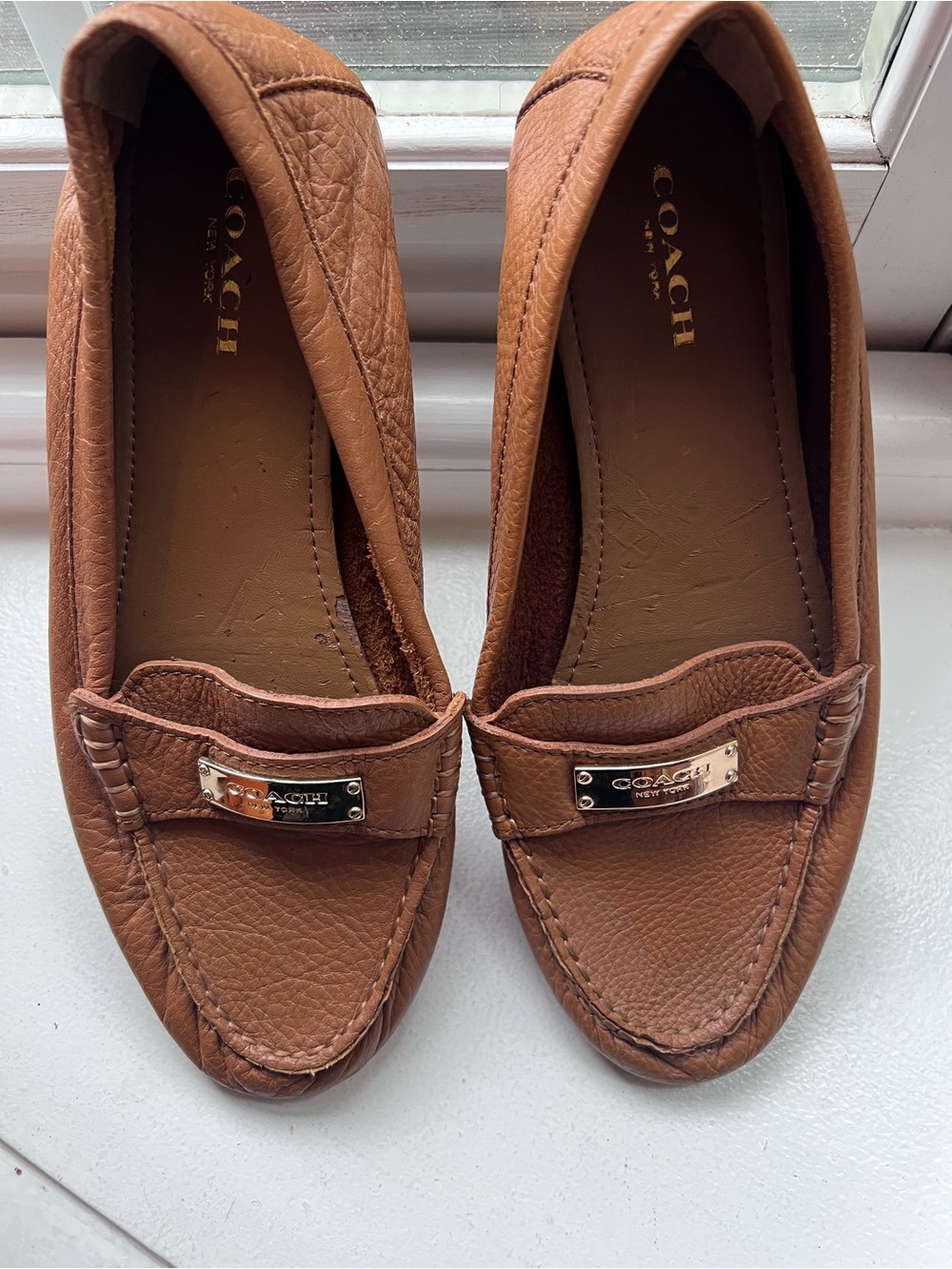 Coach Frederica Tan Pebbled Leather Driving Loafers Unworn Women’s Size 7